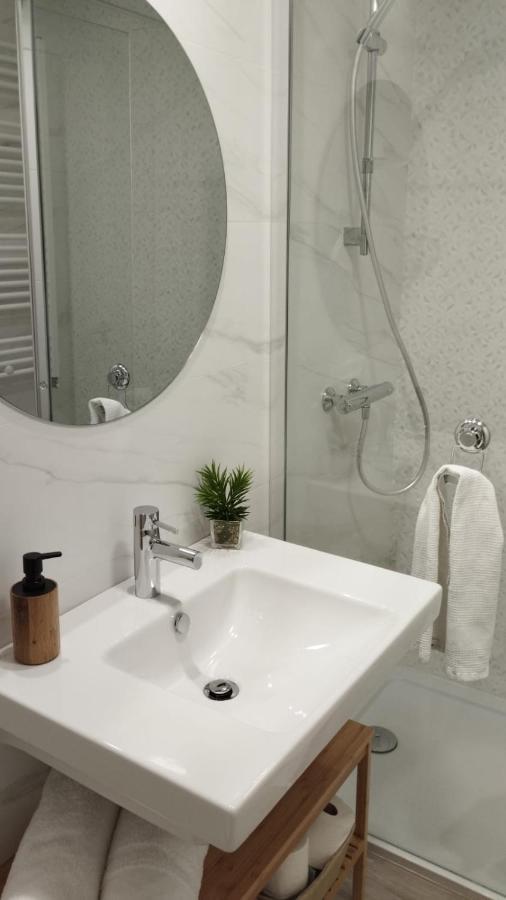 Habitacion Con Bano Privado ビルバオ エクステリア 写真