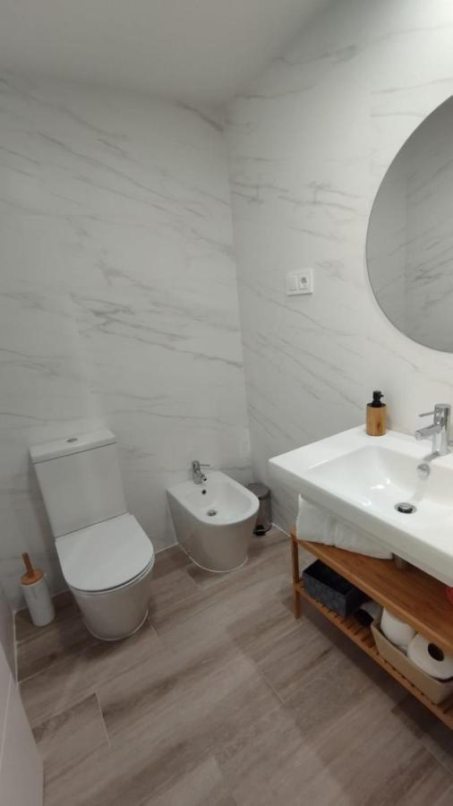 Habitacion Con Bano Privado ビルバオ エクステリア 写真